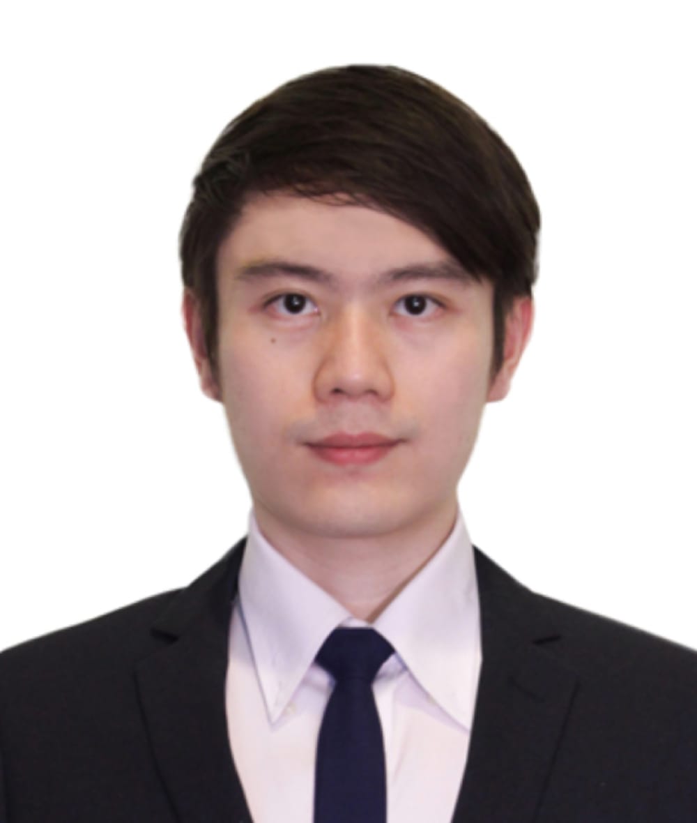 กระดูกสันหลัง กรรมการจากสถาบันต่างๆ ชายในชุดสูทสีดำและเนคไทสีน้ำเงิน ออร์โธปิดิกส์