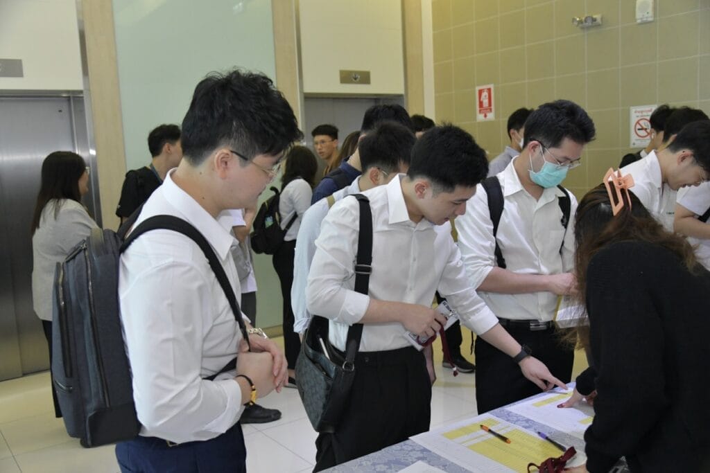 กระดูกสันหลัง ผู้เข้าร่วมลงทะเบียนในงานประชุมวิชาการ BASIC SPINE COURSE 2025 ออร์โธปิดิกส์