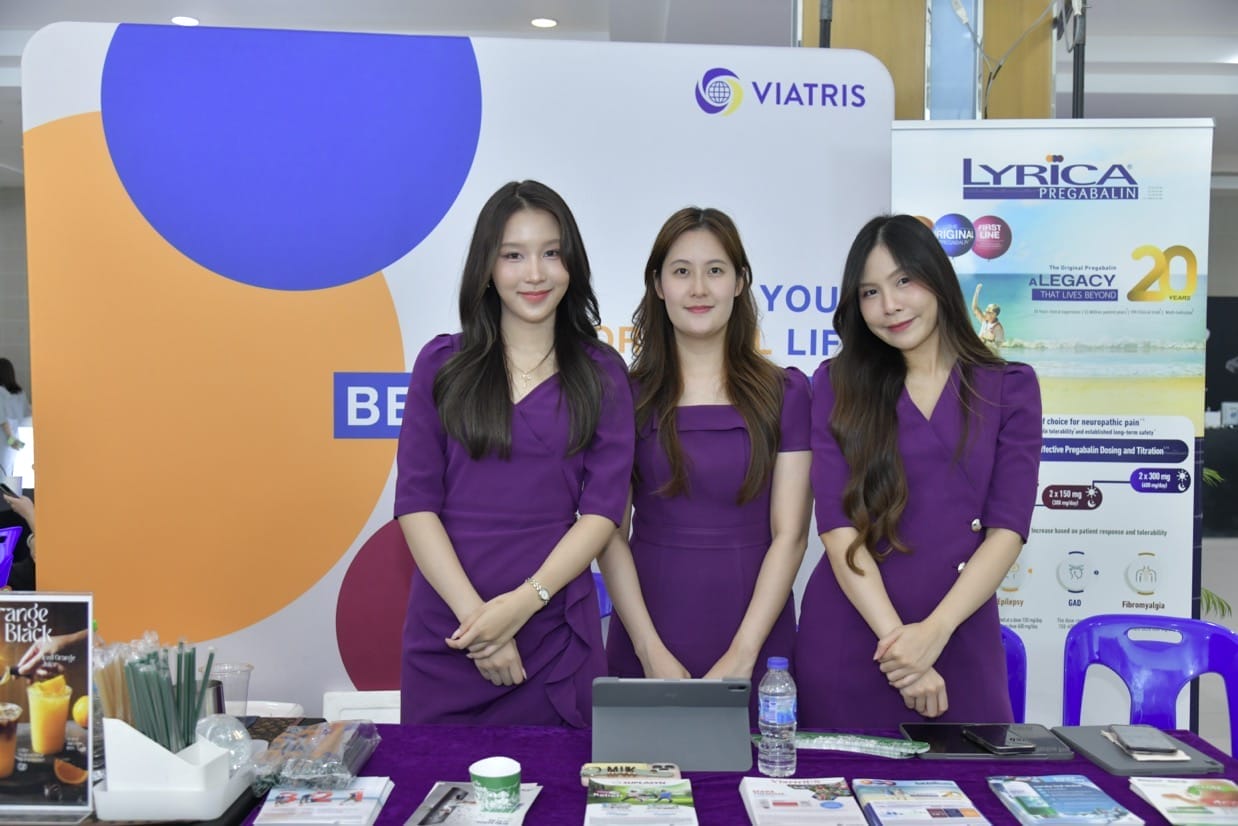 กระดูกสันหลัง งานประชุมวิชาการ BASIC SPINE COURSE 2025: พนักงานต้อนรับโปรโมท Viatris และ Lyrica Pregabalin ออร์โธปิดิกส์