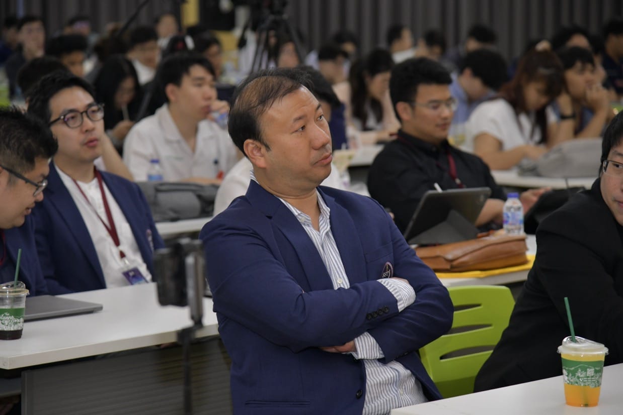 กระดูกสันหลัง โลโก้ SST สมาคมกระดูกสันหลังแห่งประเทศไทย ออร์โธปิดิกส์